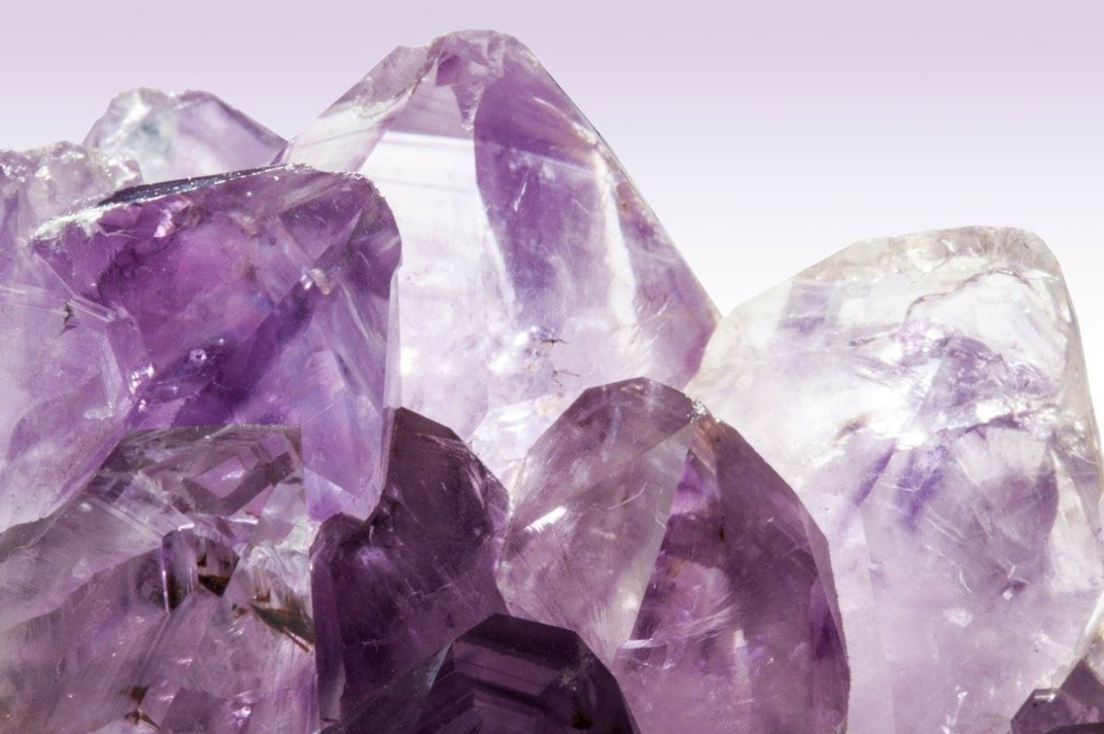 gemstones-heat-therapy-amethyst gemstones-heat-therapy-amethyst